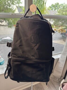 lululemon athletica Black Compact Everyday Backpack